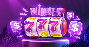 Người chơi Việt Nam trải nghiệm Nổ hũ Slot Online five88 win trên điện thoại